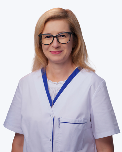 Dr. Andreea Căzănaru - medic specialist medicină de familie ExpertMed